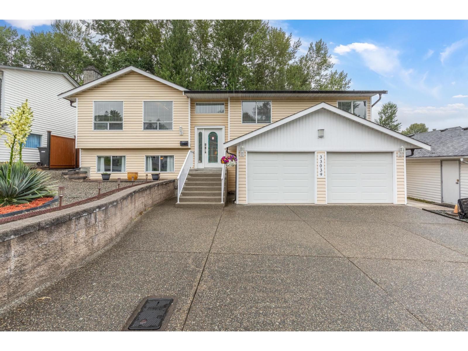 33039 MALAHAT PLACE