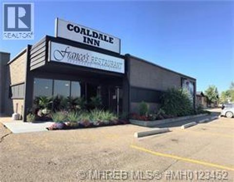 913 19A Avenue Coaldale AB T1M1A4