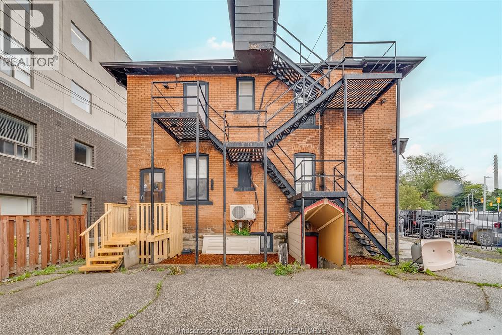 961 OUELLETTE AVENUE Unit# 2