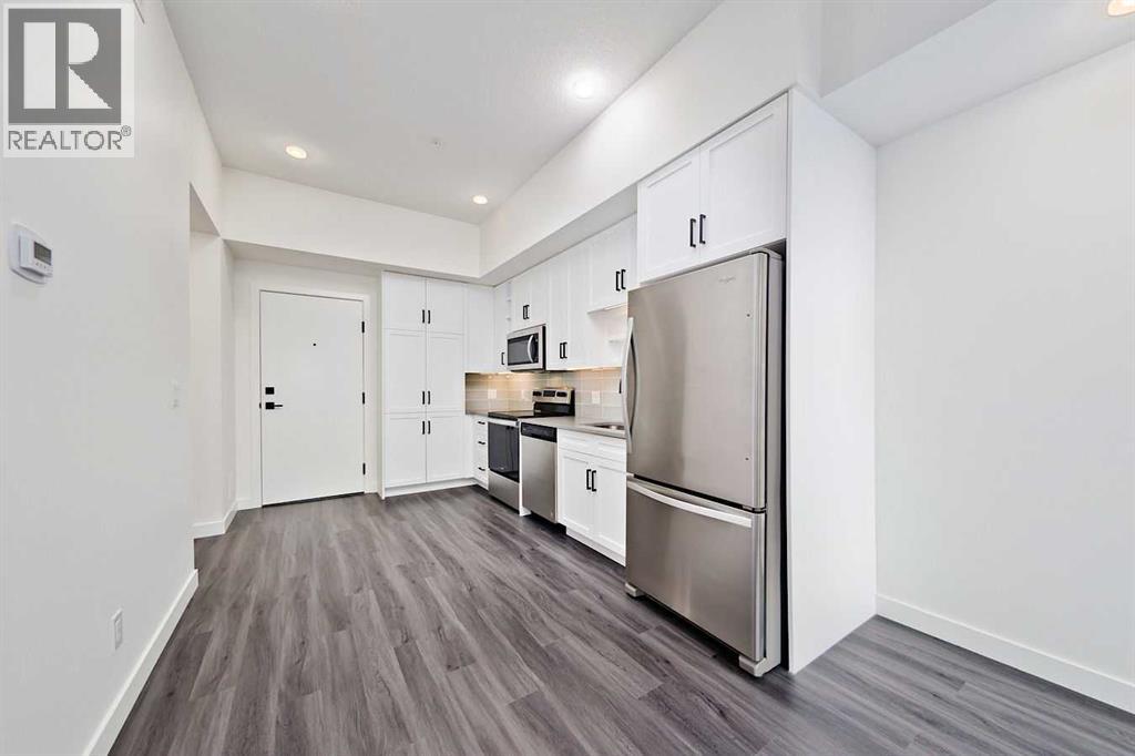 619, 4138 University Avenue NW