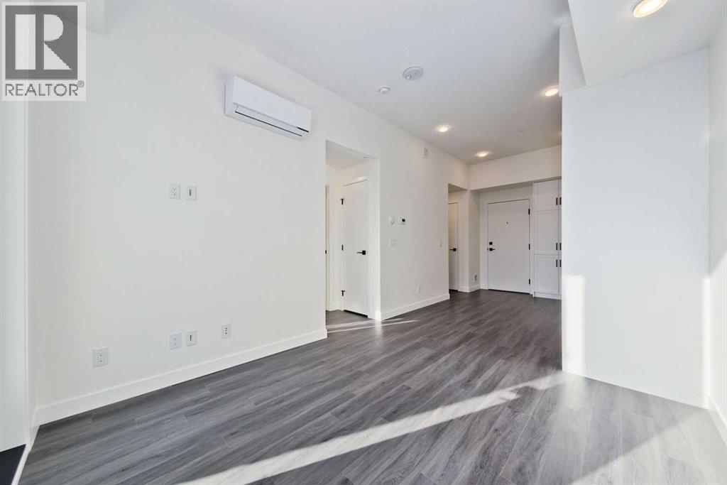 619, 4138 University Avenue NW