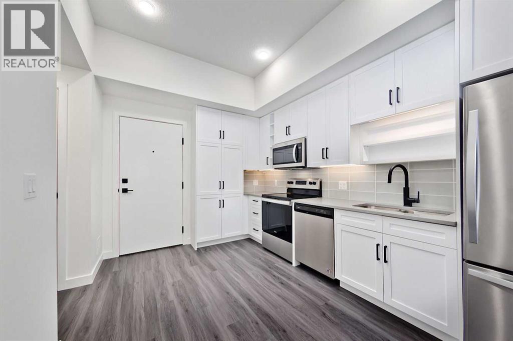 619, 4138 University Avenue NW