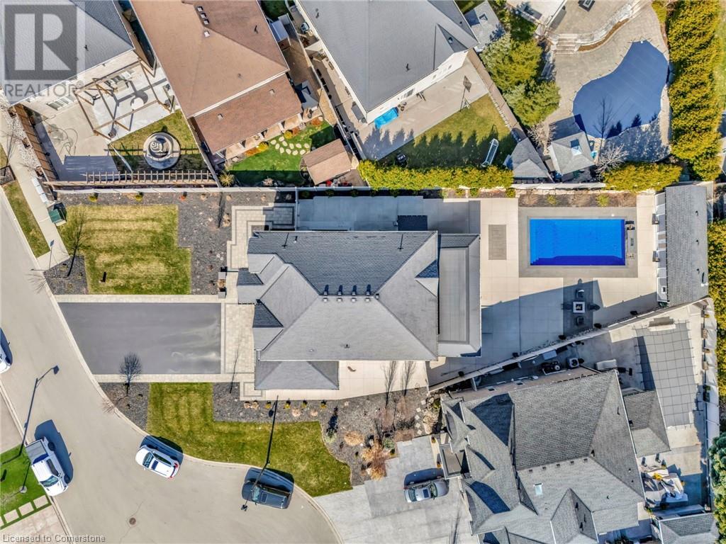 7 BERNINI Court