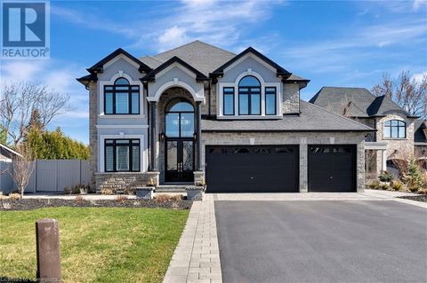 7 BERNINI Court Hamilton ON L9B0C7