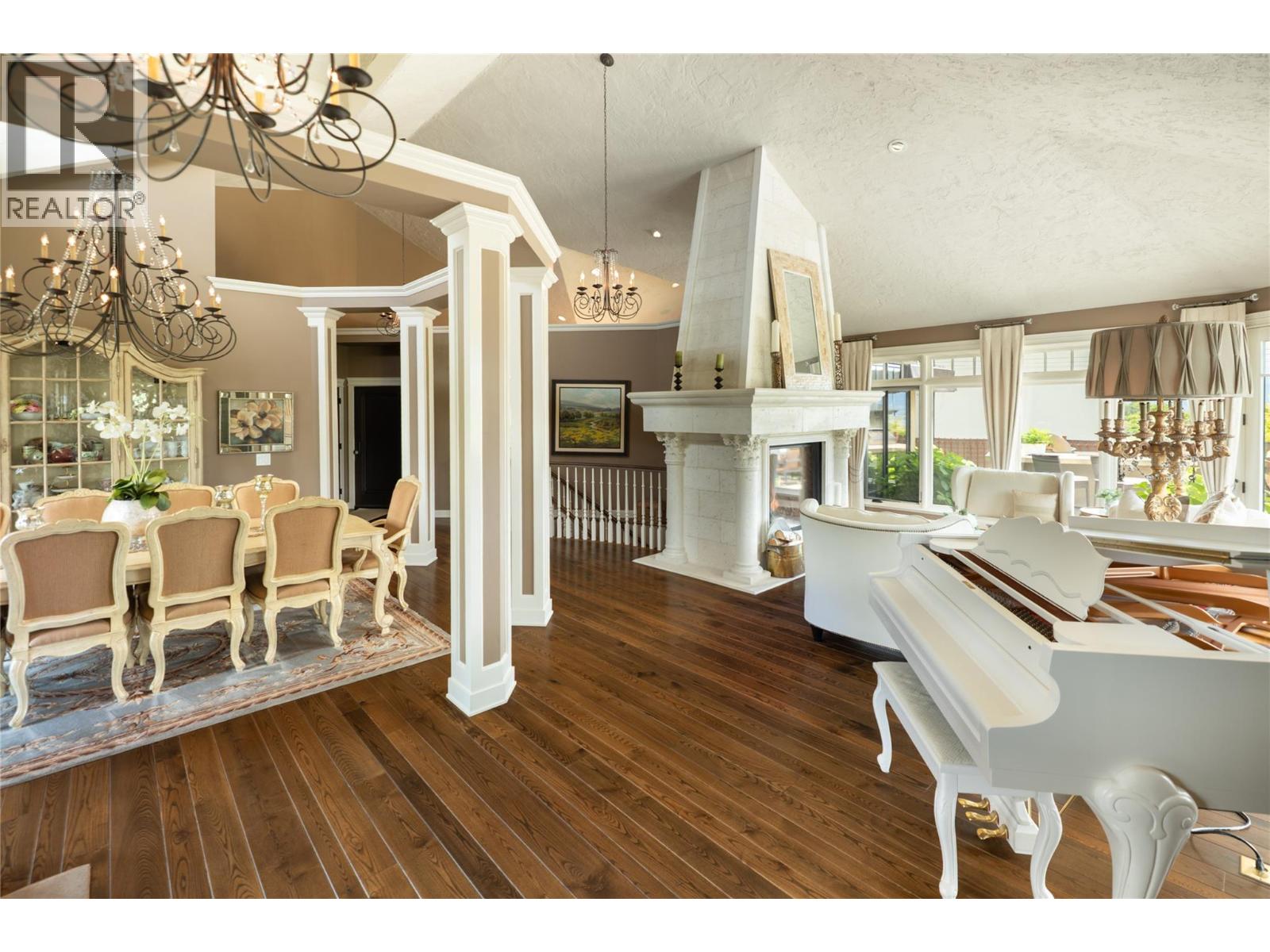 4768 CARMEL Crescent