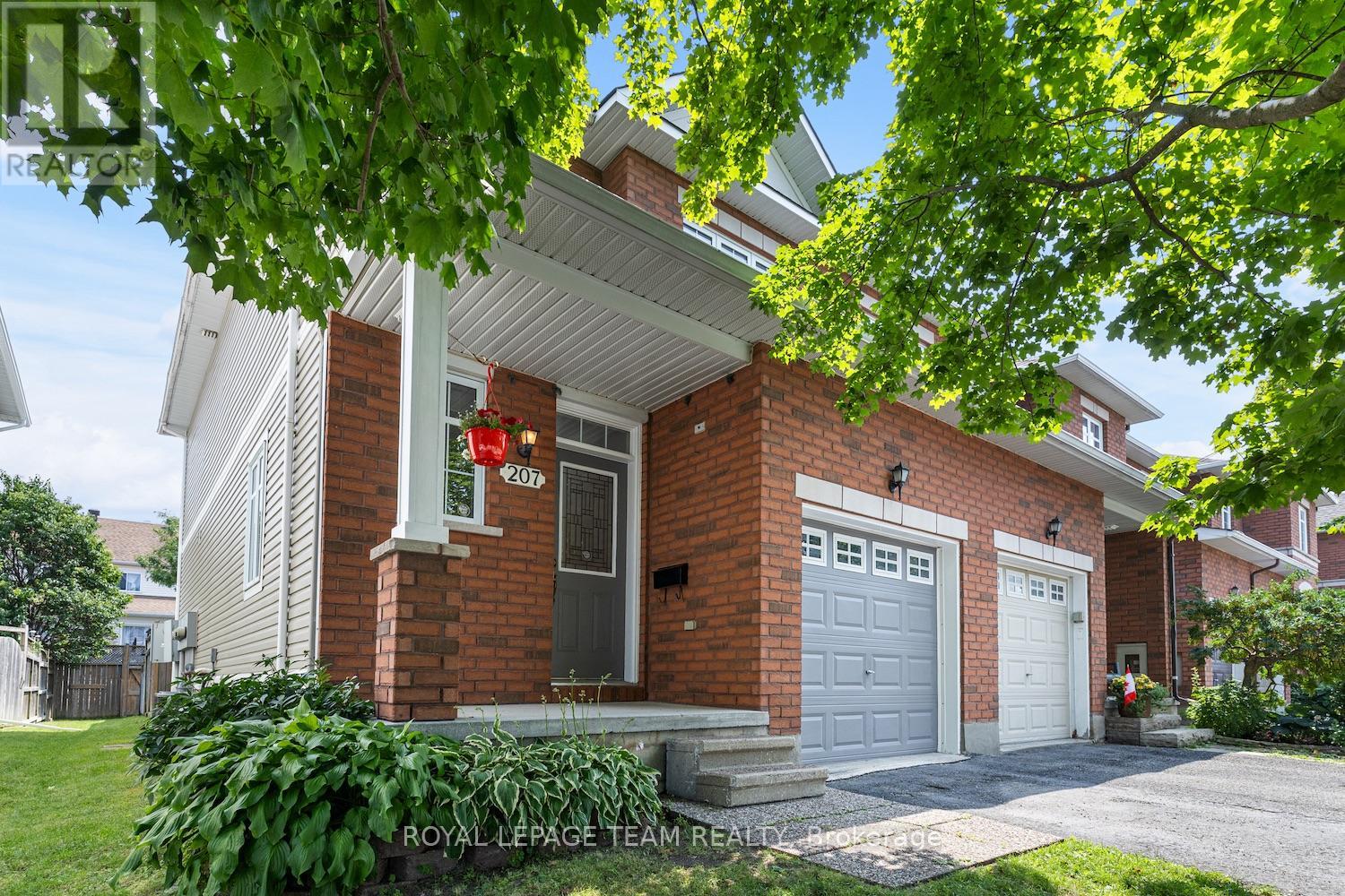 207 PORTRUSH AVENUE
