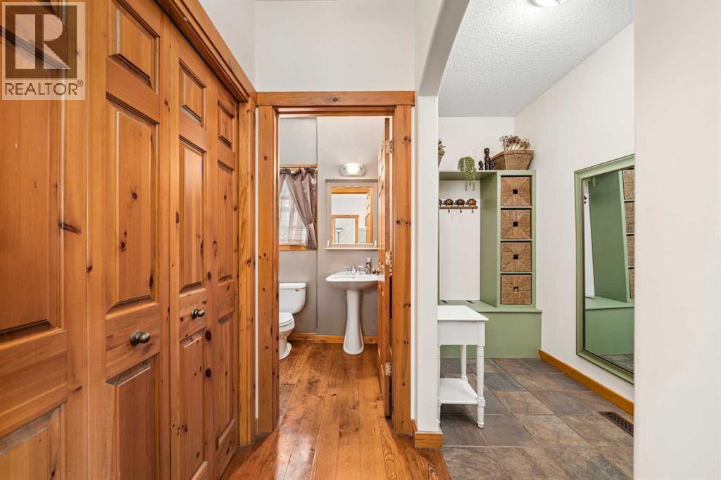 122 Hidden Creek Heights NW