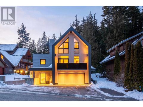7409 TREETOP LANE Whistler BC V8E0E9