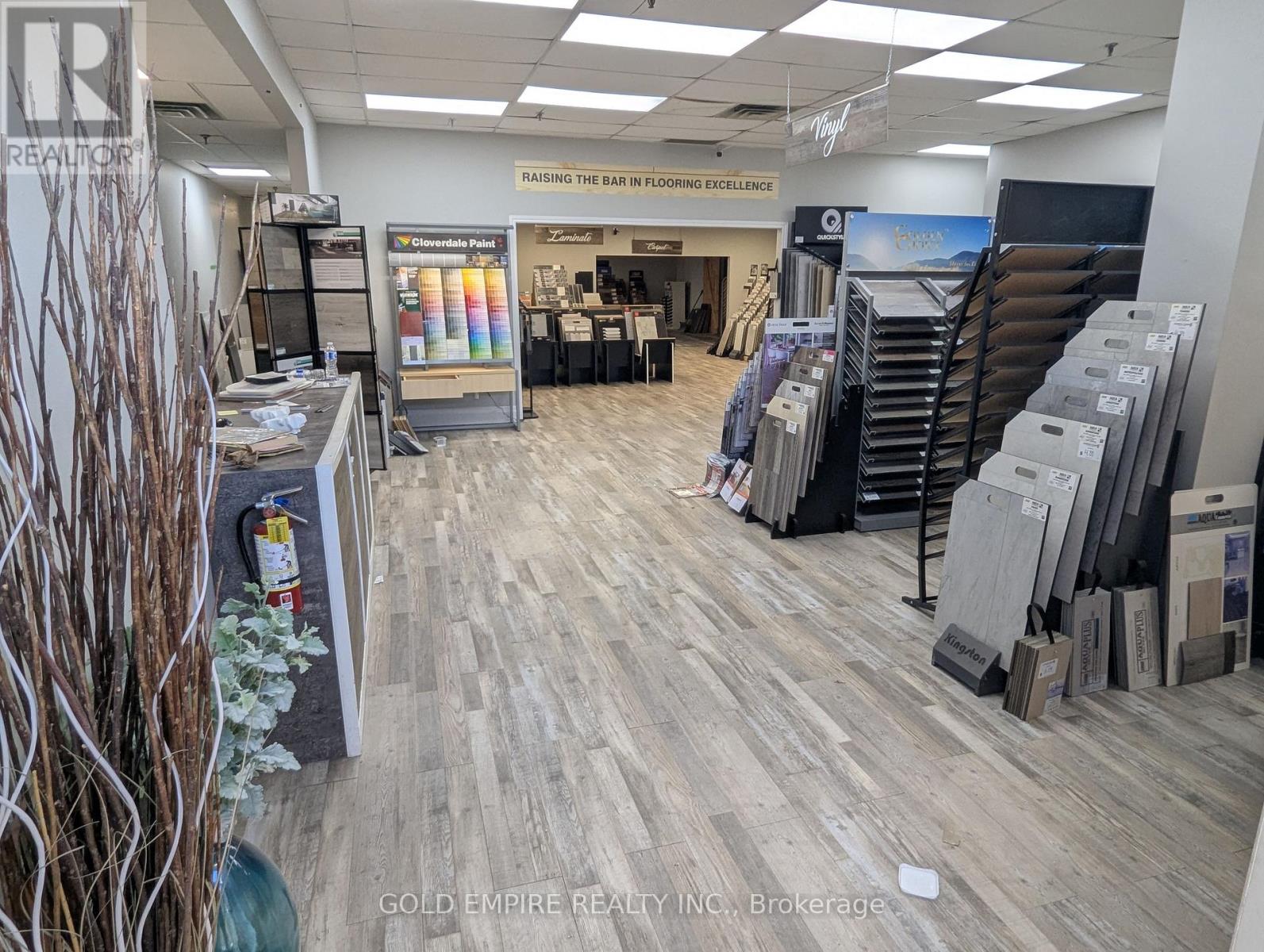 #6 - 41 MONDAMIN STREET