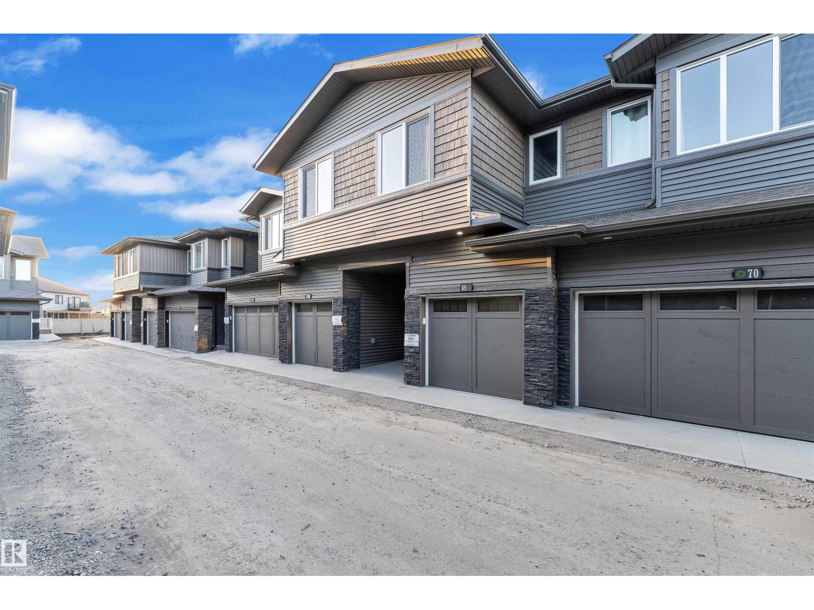 #69 2710 66 ST SW