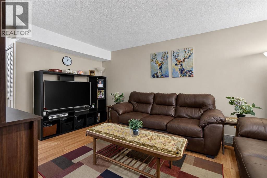 50 Falshire Terrace NE
