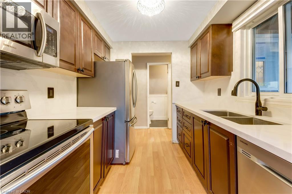 415 MORGAN Avenue Unit# 23