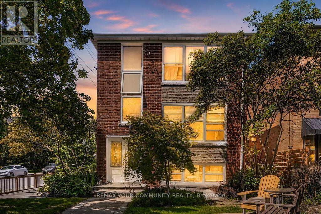 2 ROWLEY AVENUE