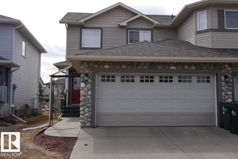 461 Charlotte CR Sherwood Park AB T8H0K7