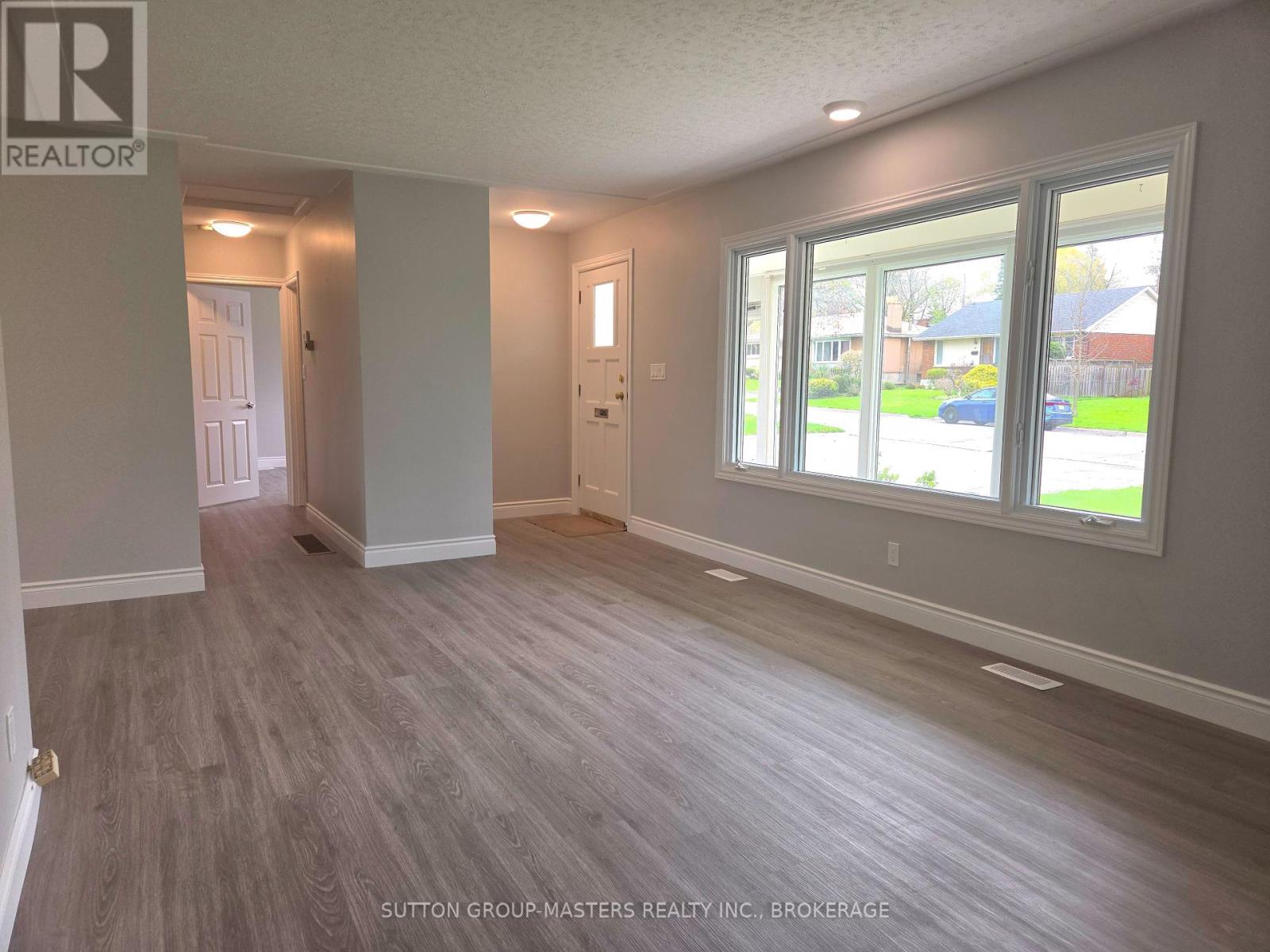 319 ARROWHEAD PLACE