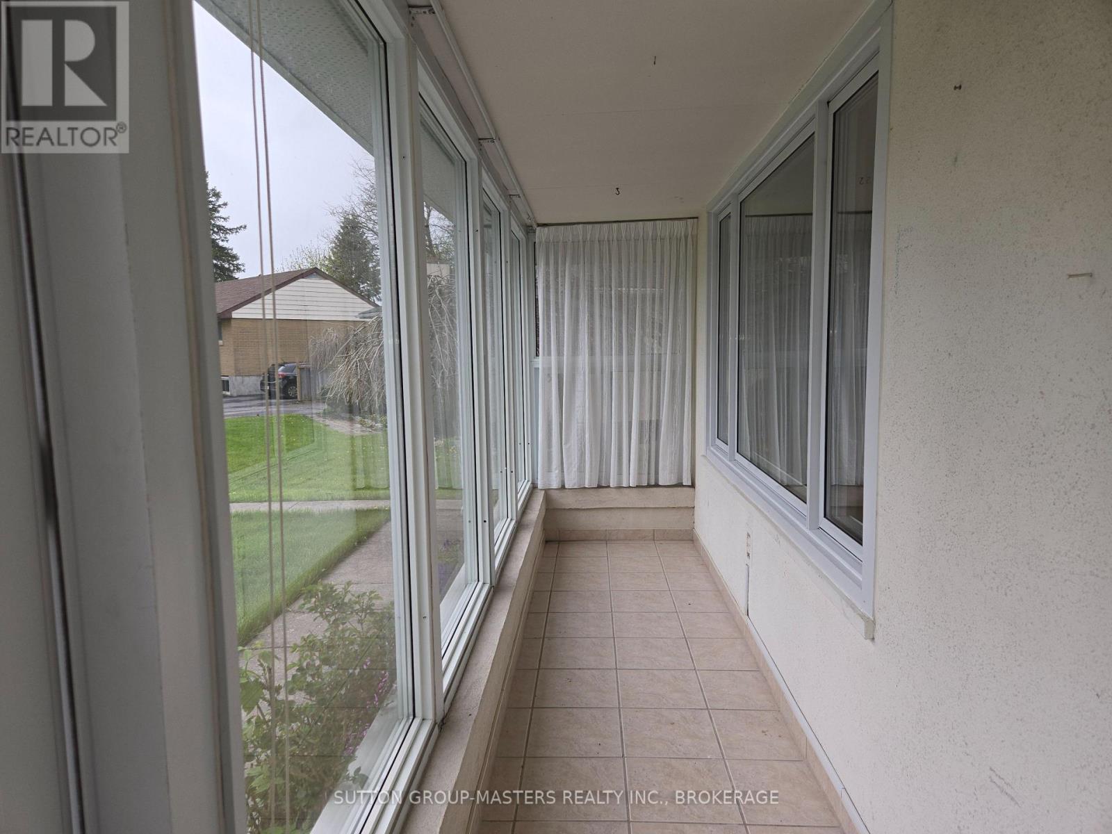 319 ARROWHEAD PLACE