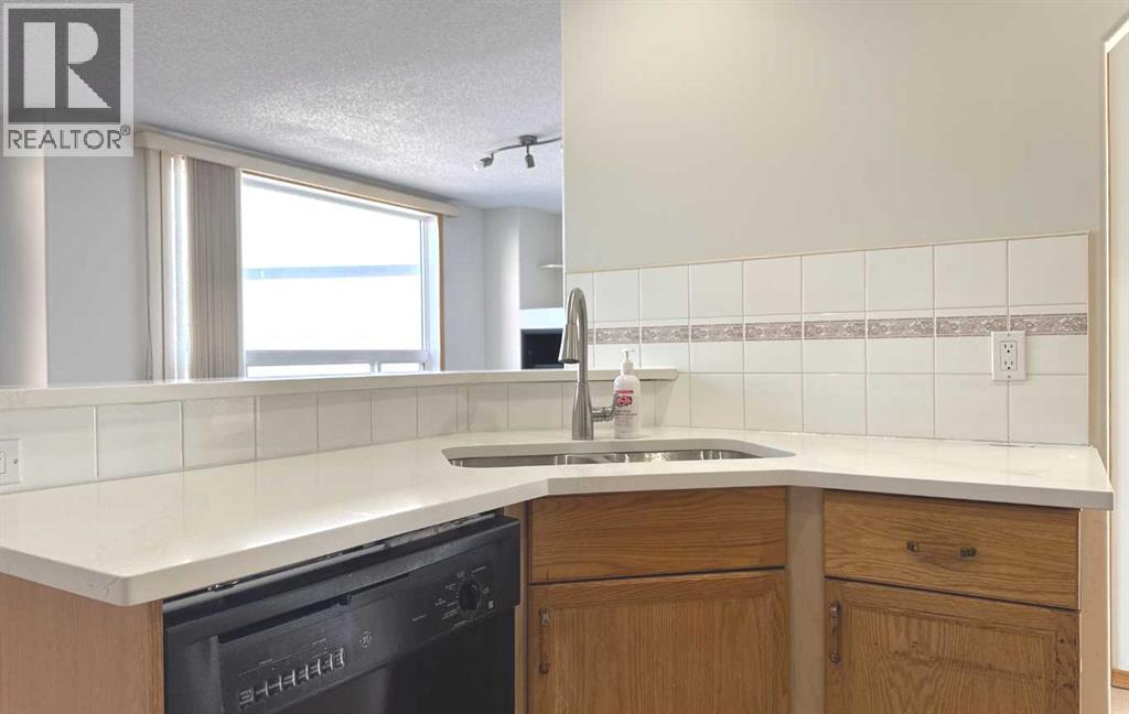 244 Los Alamos Place NE