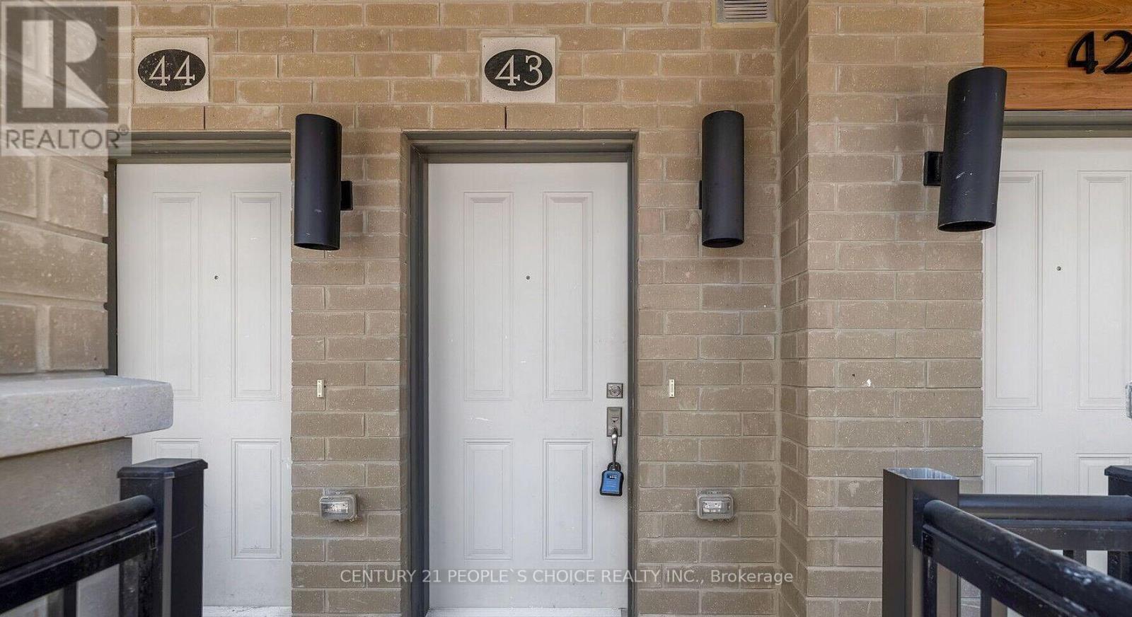 C 43 - 25 ISHERWOOD AVENUE