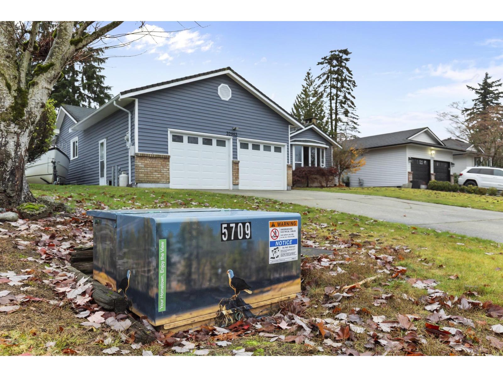 32983 WHIDDEN AVENUE