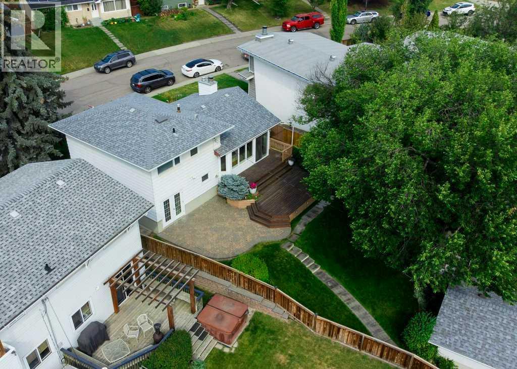 4808 Nordegg Crescent NW