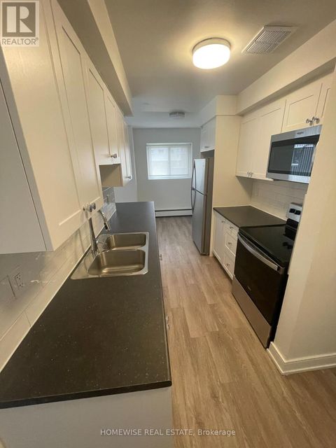118 - 321 MARLAND AVENUE Oshawa (Vanier) ON L1J1X3