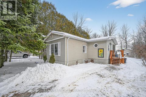 213 - 26 SALMON SIDE ROAD Rideau Lakes ON K7A4S5