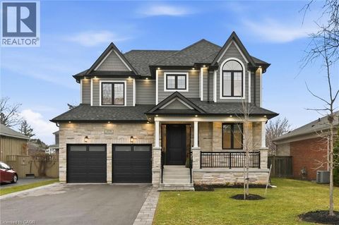 2229 TALLMAN Avenue Burlington ON L7R1R2