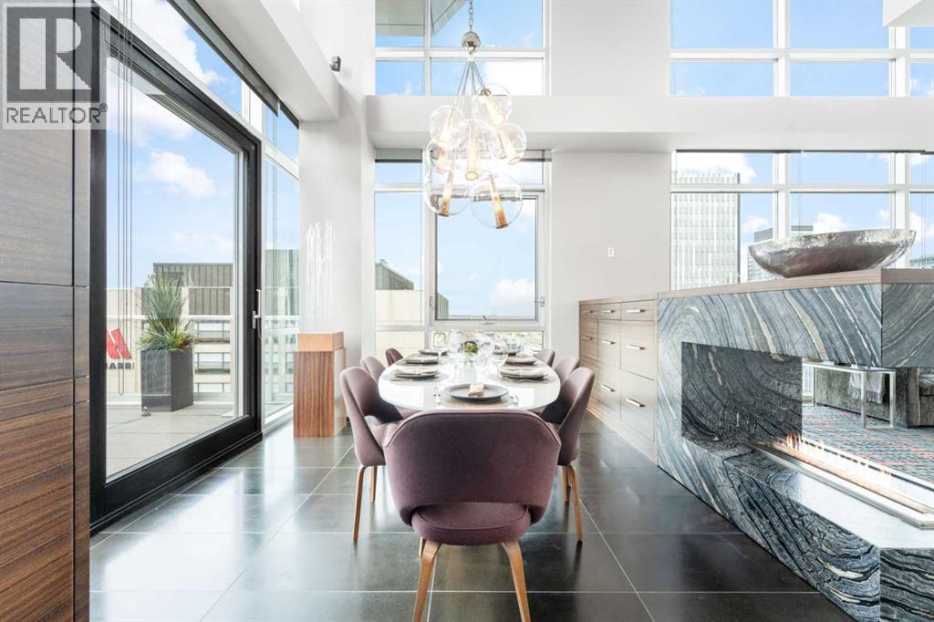 2004, 108 9th Avenue SW