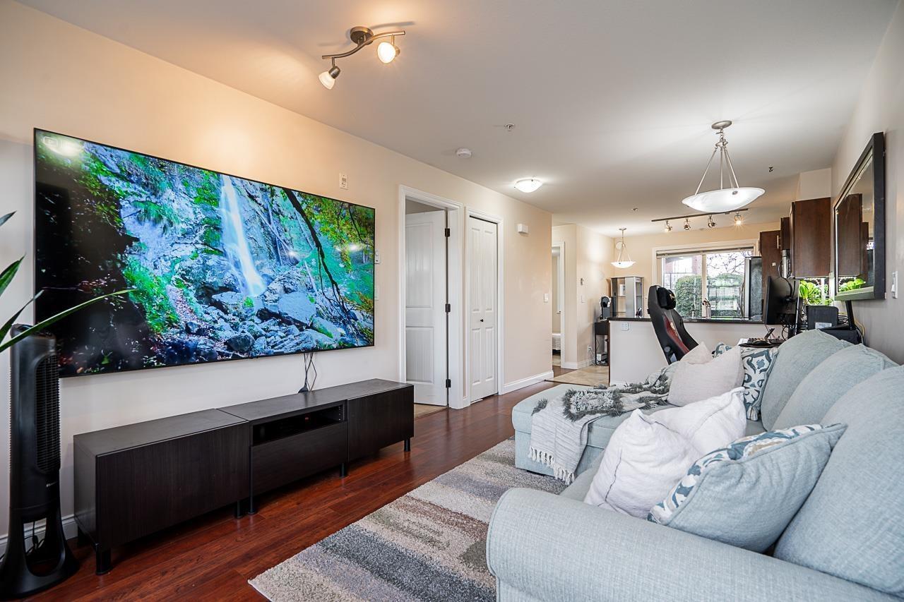 271 20170 FRASER HIGHWAY