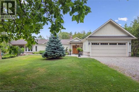 882-888 FAIRWAY Road N Kitchener ON N2A0C2