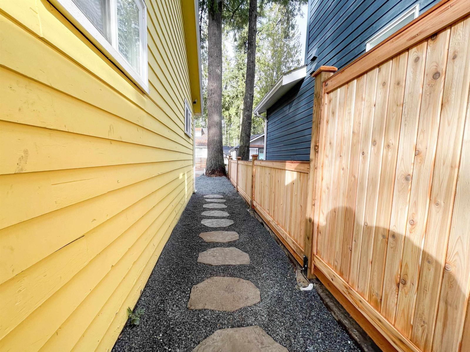 298 HEMLOCK STREET|Cultus Lake North