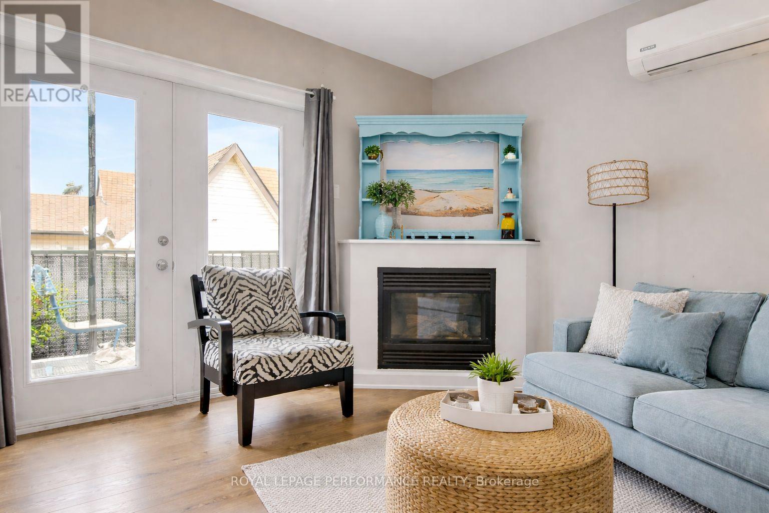 2 - 739 PRINCIPALE STREET