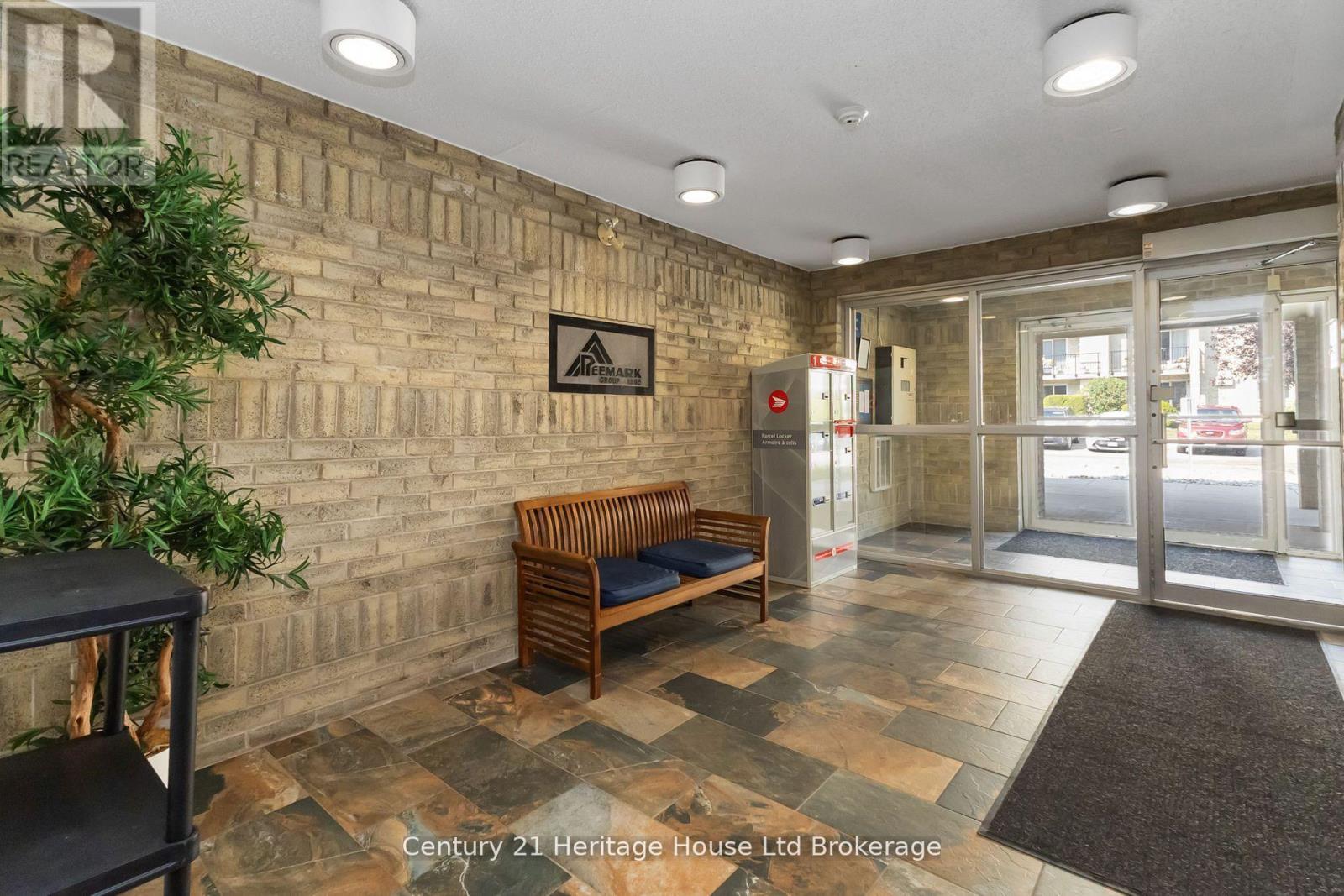 217 - 737 DEVERON CRESCENT