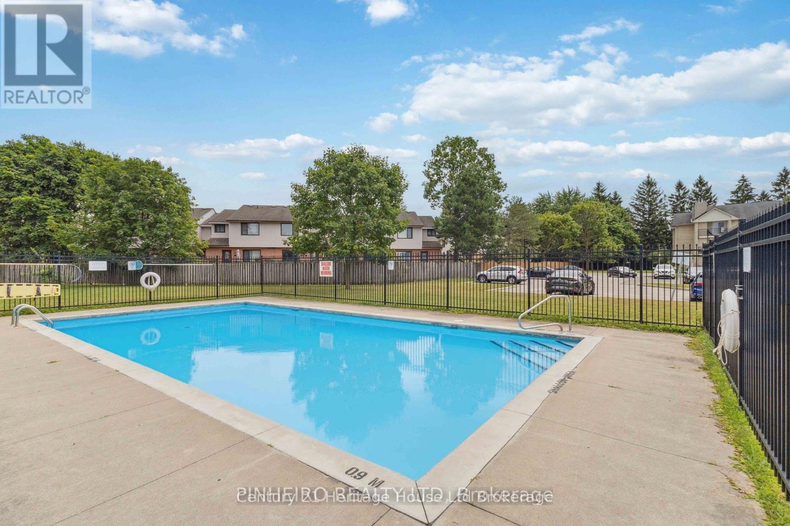 217 - 737 DEVERON CRESCENT