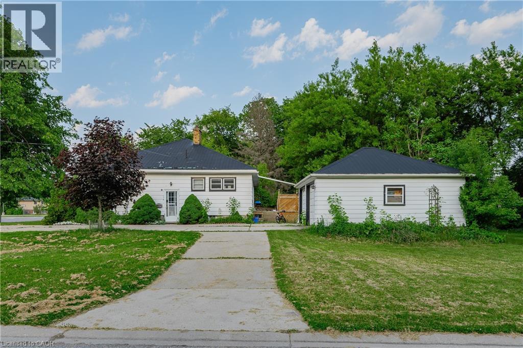 1060 QUEENS BUSH Road