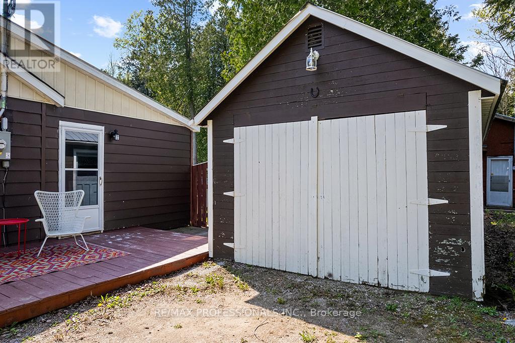 23 WOODSTOCK AVENUE