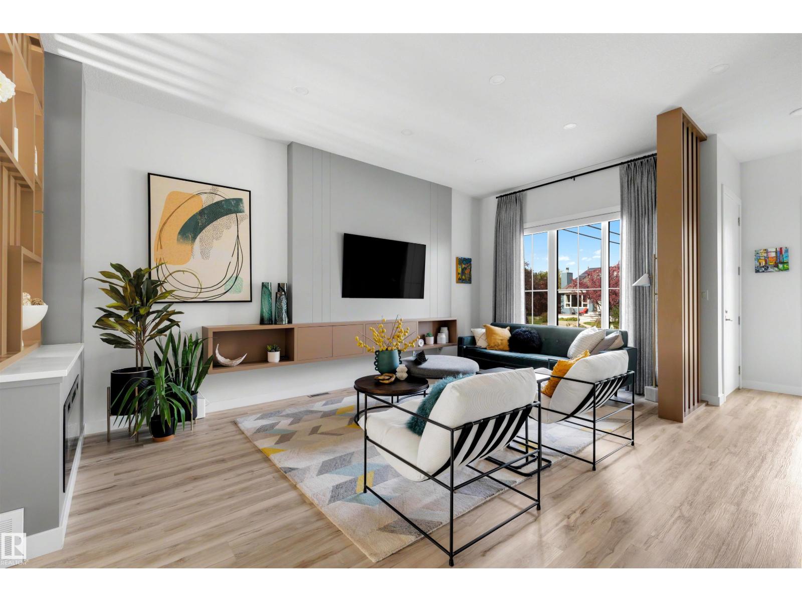 10948 118 ST NW