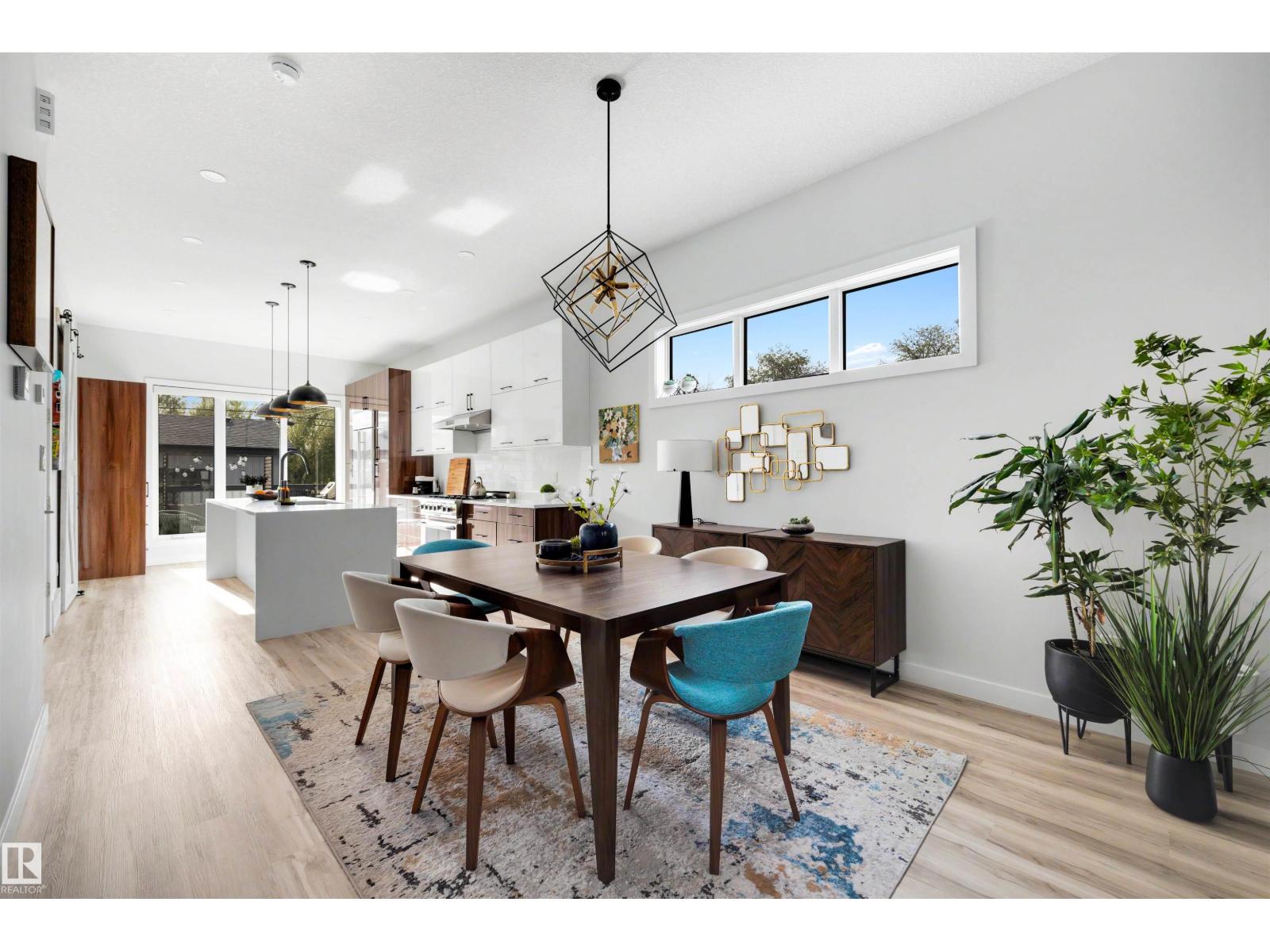10948 118 ST NW