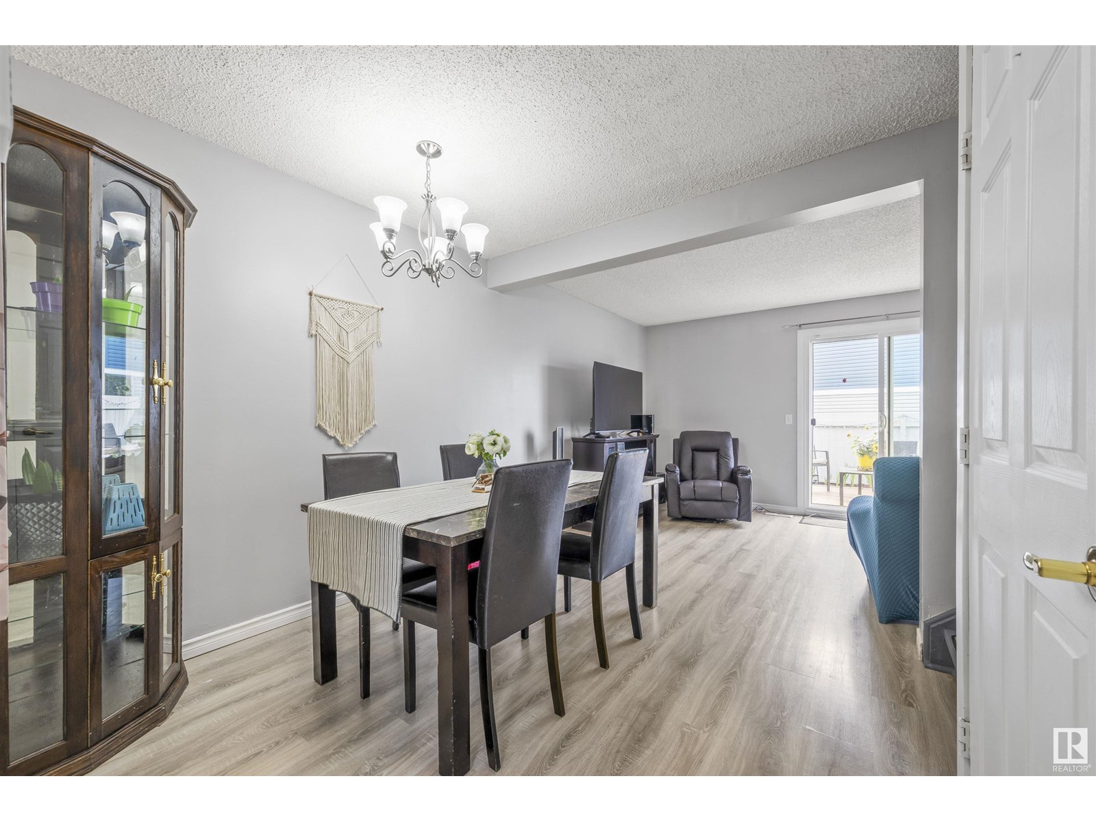 #13 1411 MILL WOODS E NW