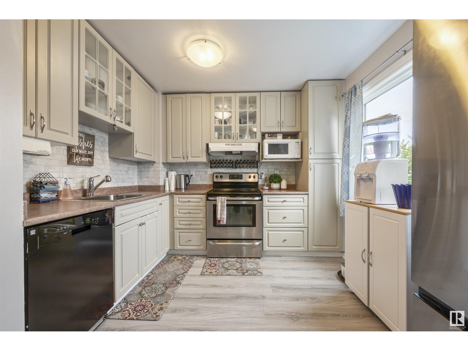 #13 1411 MILL WOODS E NW