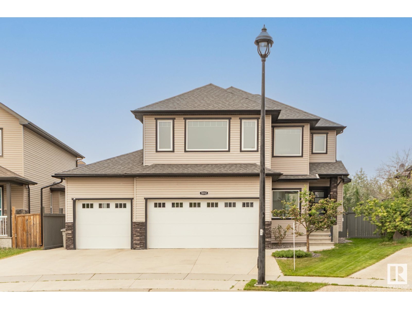 5512 ETOILE CO