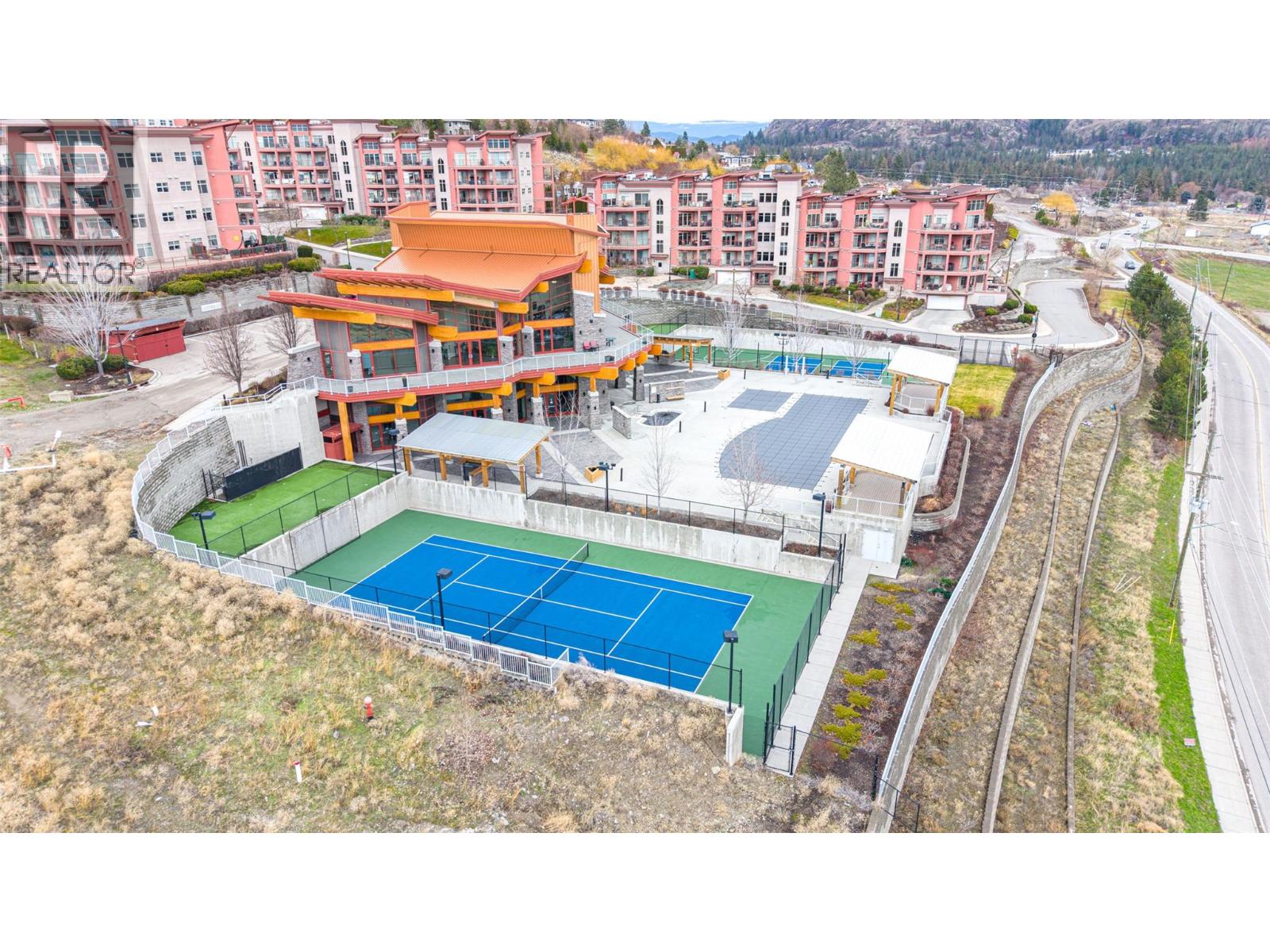 3205 Skyview Lane Unit# 405