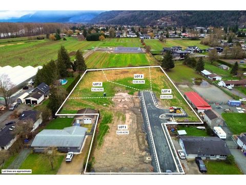 1 4520 NO 3 ROAD|Yarrow Yarrow BC V2R5E8