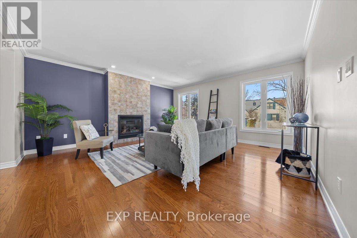 374 GREENWOOD AVENUE