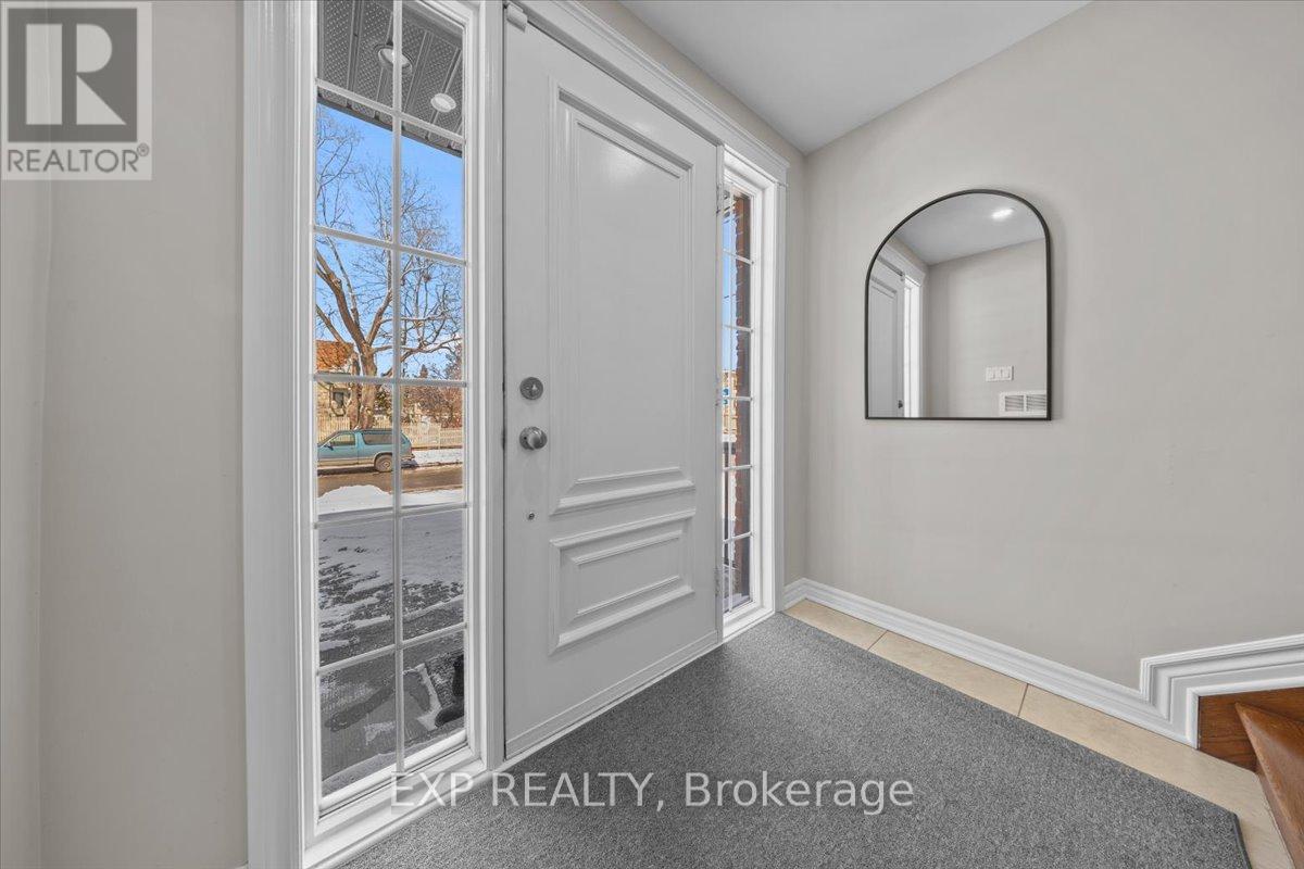 374 GREENWOOD AVENUE