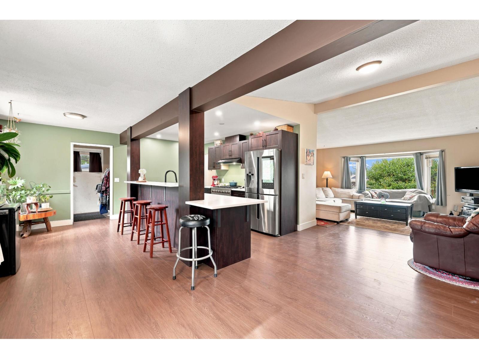 10425 YOUNG ROAD|Fairfield Island