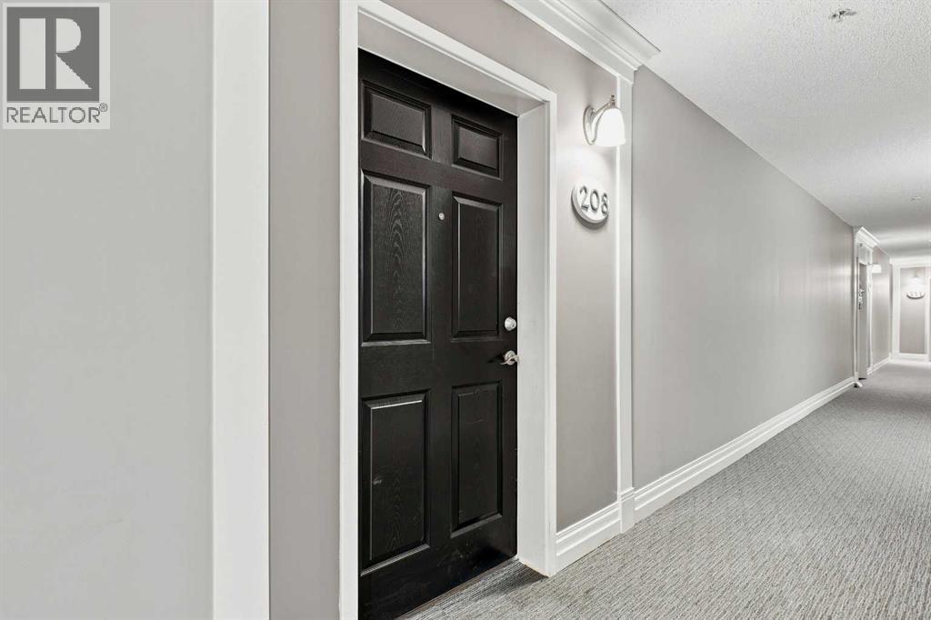 208, 25 Prestwick Drive SE