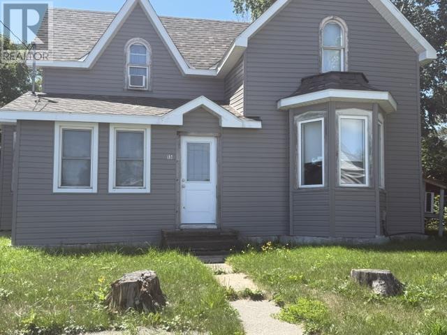 15 Algoma ST
