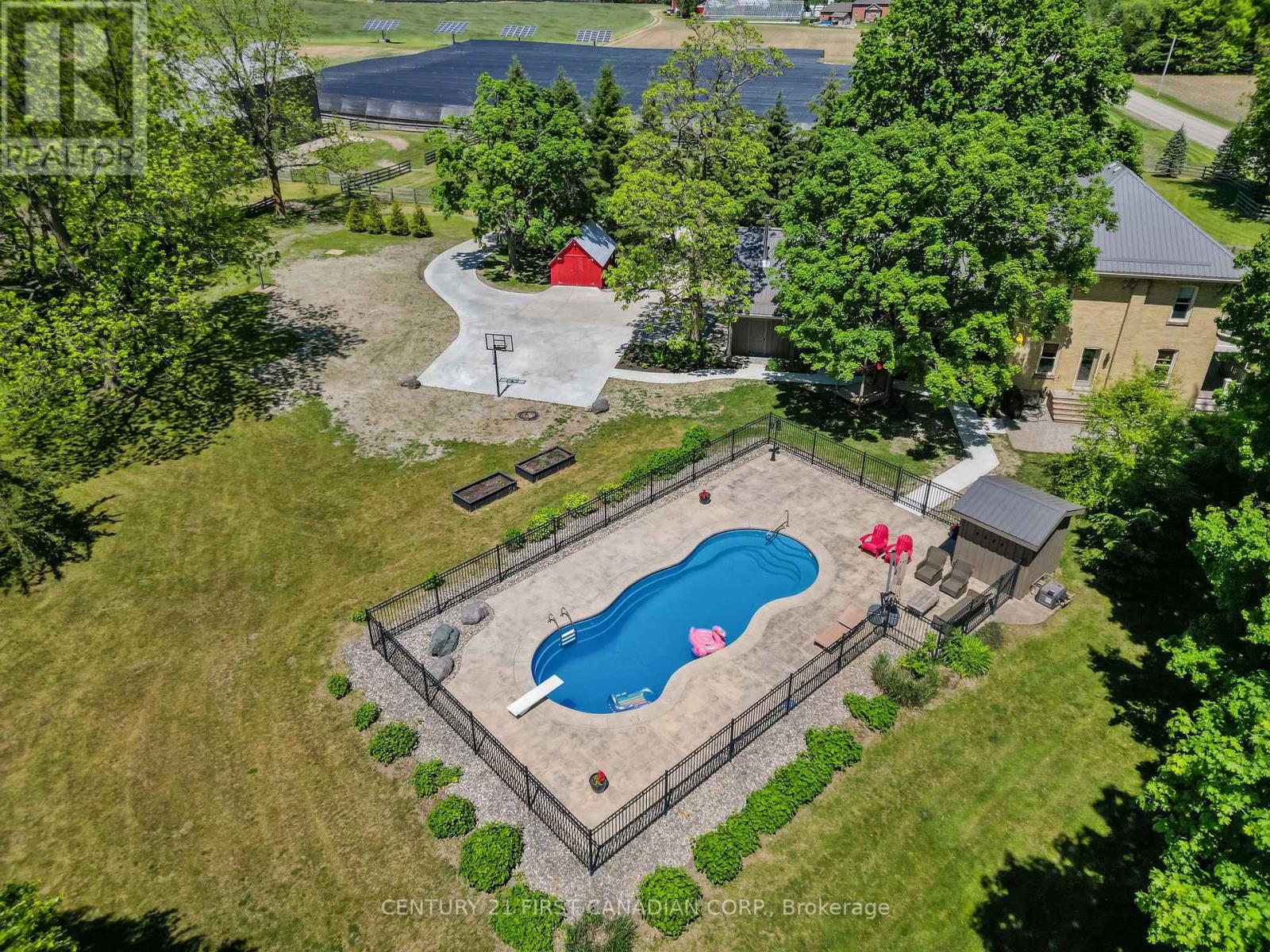 8346 PARKHOUSE DRIVE
