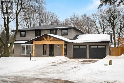 361 COLERIDGE Place Waterloo ON N2L2V7